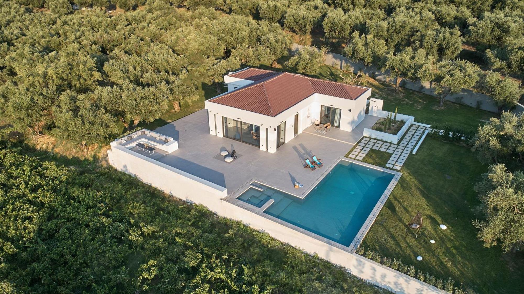 Drallos Luxury Villa 阿利卡纳斯 外观 照片