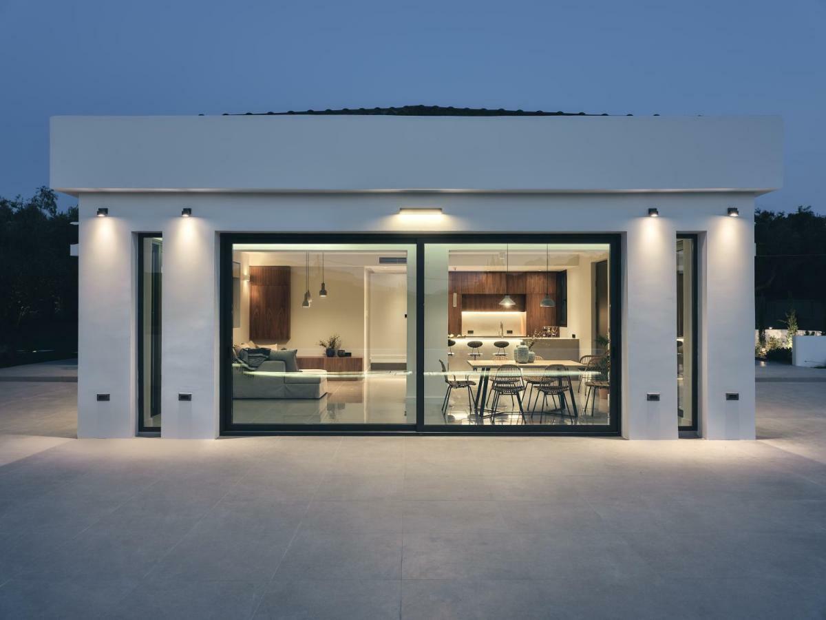 Drallos Luxury Villa 阿利卡纳斯 外观 照片